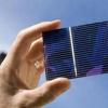目前最好的钙钛矿太阳能电池效率已经达到了百分之25